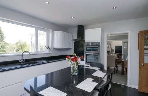 Gosforth Cottage | EILDON LODGE, pet friendly, with a garden in Gosforth