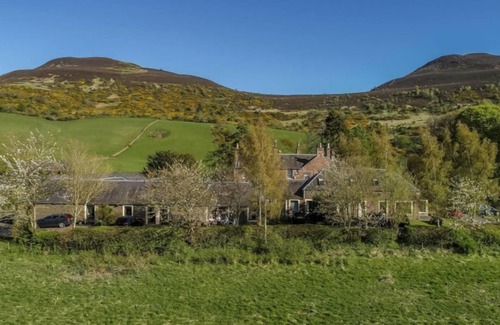 Melrose Cottage | Eildon Melrose Holiday Cottages & Log Cabins - Howlands - 4 star holiday cottage, 2 mins from Melros