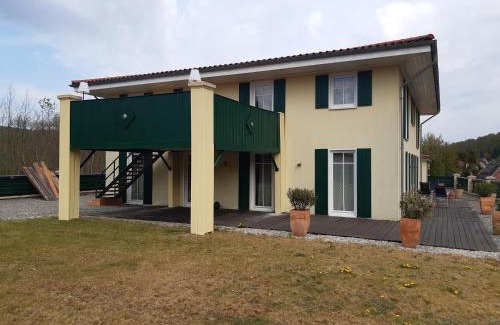 Wehrden Apartment | Einliegerwohnung 1 mit Garage