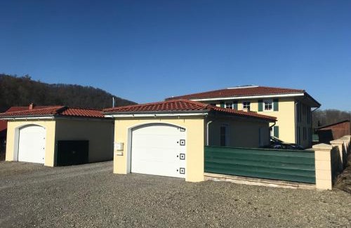 Wehrden Apartment | Einliegerwohnung 2 mit Garage