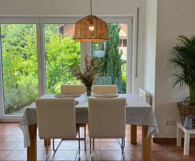 Tettnang Apartment | Einzigartiger Panoramablick, Bodensee und Messe in der Nähe