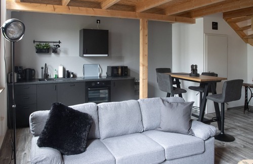 Heppens Apartment | Einzigartiges Industrie Loft Wilhelmshaven Kostenloser Parkplatz