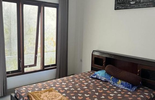 Besakih House | Ekaputra Homestay Besakih