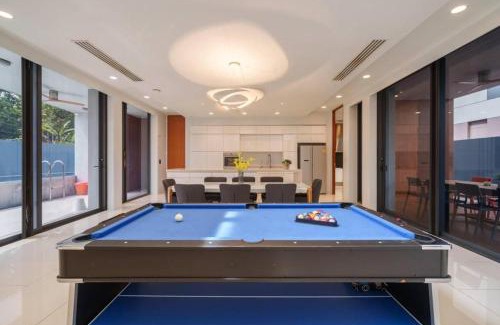 Ekkamai Villa | Ekkamai Luxury Villa with Home Cinema