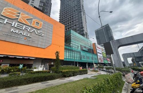 Taman Mutiara Apartment | eko cheras kid's friendly 3 bedroom washing machines WI-FI