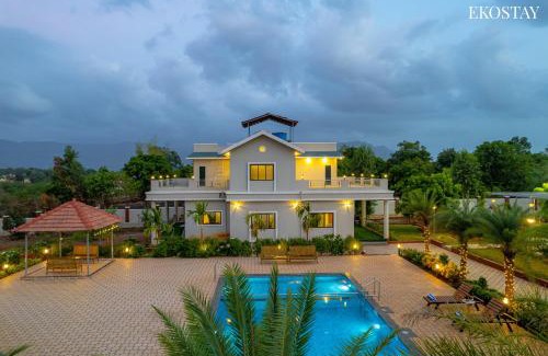 Gaulwadi Villa | Ekostay Gold Palm Estate I Cricket Turf I Rain Dance I 2 Acre Property