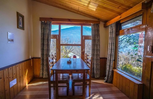 Manali Villa | EKOSTAY - White Tiger Villa