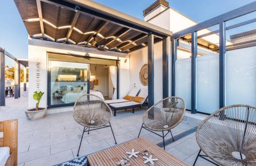 Caleta de Velez Apartment | El Atiquito de Caleta