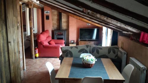 Bezas Apartment | El Bricial