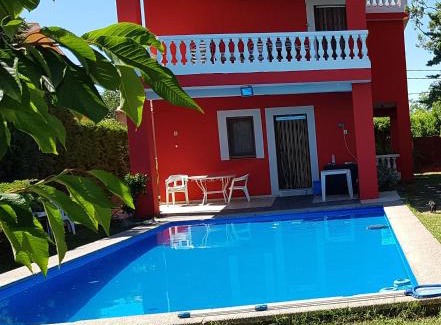 Pinseque House | El Campo