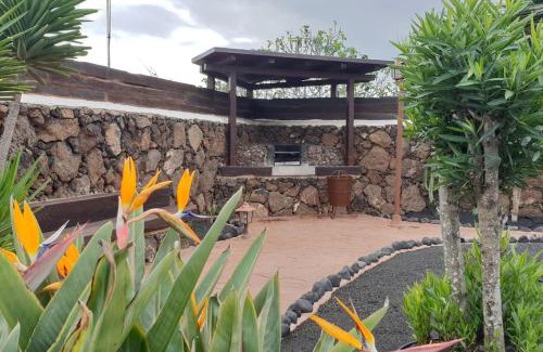Guime House | El Caserío de Güime Villa con Piscina Climatizada