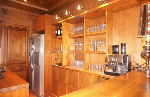 Vielha Apartment | "El Chalet" - Magnificent accommodation for 12 people in the center of Vielha