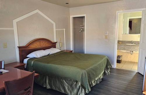 Pittsburg Hotel | El Dorado Motel