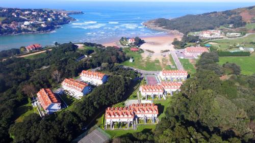 Isla Apartment | El Encinar de playa de la arena