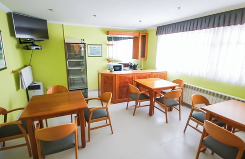 Santiuste Hotel | El Espino Albar - Self Check-in
