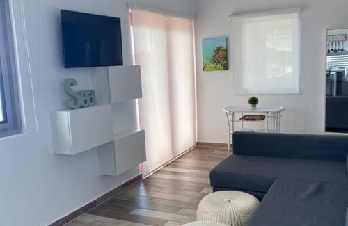 Aguadilla Pueblo House | El Guaraguao Beach House A secret spot to Relax!