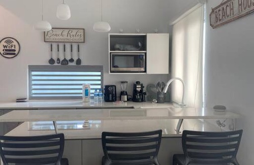Aguadilla Pueblo House | El Guaraguao Beach House A secret spot to Relax!