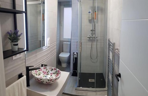 Los Corrales de Buelna Apartment | El hogar de Mundo y Pita