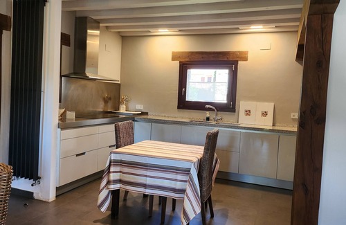 Canicosa Cottage | El Hogar del Fresno Premium, 4 star Rural House, Cañicosa, 5km from Pedraza
