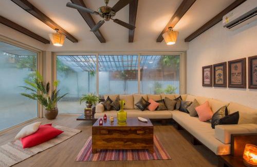 Kune N.m. Villa | EL Lodge by StayVista - Pool, lawn, and a charming gazebo for your perfect getaway