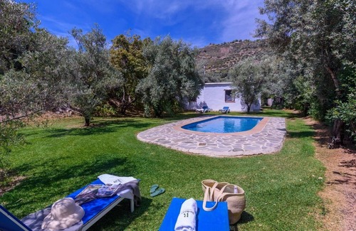 Orgiva Villa | El Membrillo Órgiva by Ruralidays
