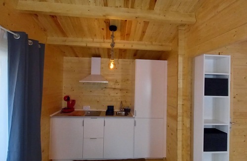 Barrio de la Vega House | El Mirador de Santiago. Casa Sierra Nevada. Bungalow de Madera con Piscina