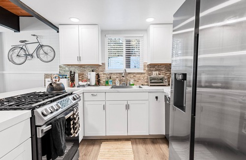 Big Bear City Cabin | El Nido - AC, Game Room, Pool Table, Air Hockey, Ping Pong, Fireplace