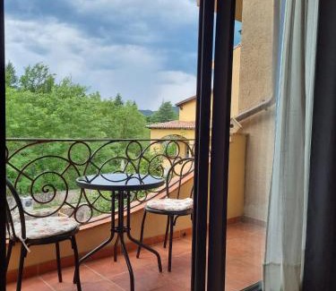 Sant Joan de Les Abadesses Apartment | el niu dels ocells 2