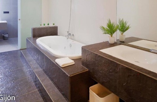 Gijon City Centre Apartment | El Palacio