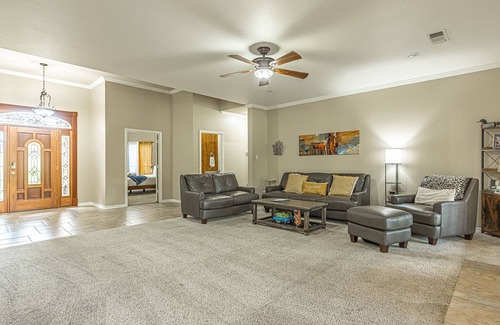 Denison House | El Paradiso Estates w/Private Pool & Hot Tub