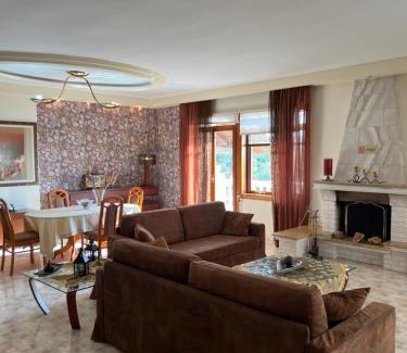 Agia Triada House | El Paraiso Premium