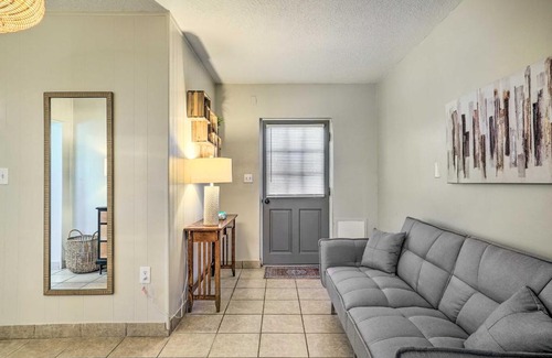 El Paso Apartment | El Paso Cottage - Walk to UMC and Texas Tech!