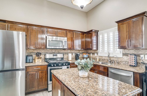 Biggs Field House | El Paso Home Near Downtown & Parks