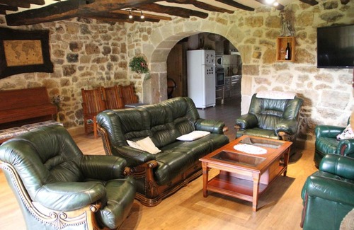 La Cavada House | El Pilon ( 10 Adultos + 10 Niños )
