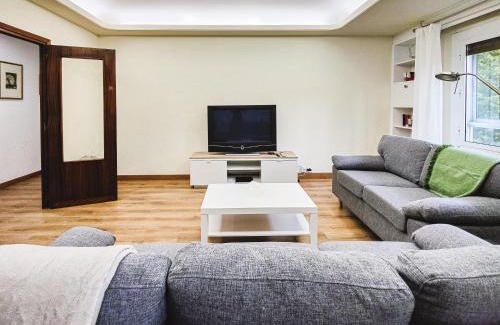 Zaragoza Centro Apartment | El Prestigio de Sagasta by Alogest