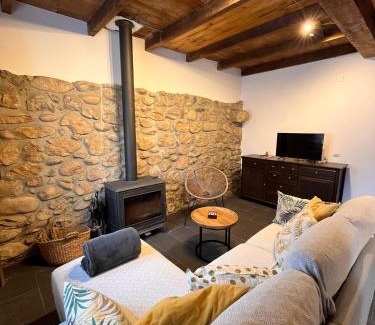 Penamellera Alta Ski Chalet | El Refugio de Júlia