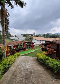 Marinilla House | EL RETORNO