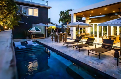 Punta Las Marias Apartment | El Savoy | QueenRoom+Pool | Resort Vibe Near Beach