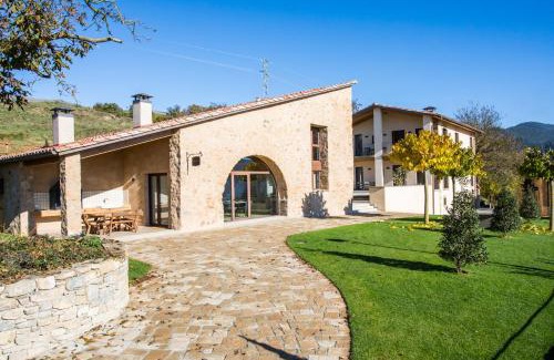 Sant Joan de Les Abadesses Ski Chalet | EL SERRADELL AGROTURISME