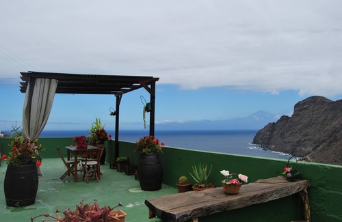 Hermigua Apartment | El Silbo I Wonderful views of the sea and the Hermigua valley. Nature and peace ..