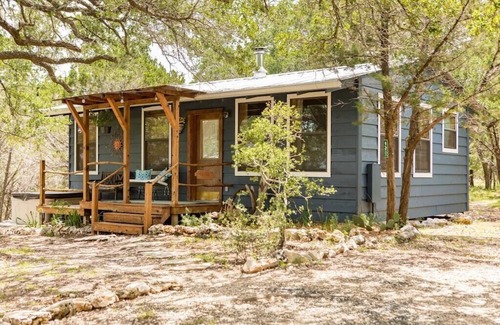 Wimberley Cabin | El Sol: Private Cabin with Hot Tub and Amazing Views, 3 mi to Wimberley Square!