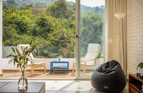 Mapusa Apartment | El Tesoro 2BHK Elegant Apartments in Siolim with Pool- 10 mins Drive to Assagao