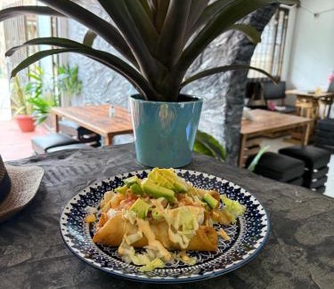 Cota House | El Tikki Haus