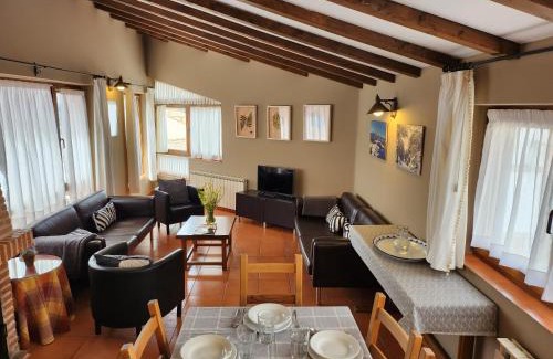 Hoyos del Espino House | El Torreón I