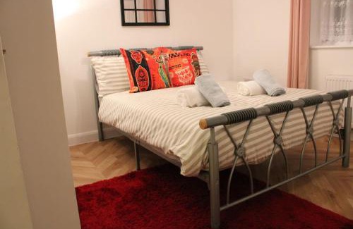 Alibon Apartment | Eldridge Court Apartment - 1 bedroom