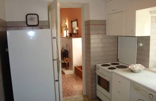 Tolo House | Elea House