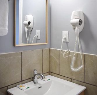 Cornwall Hotel | Elect Inn 5