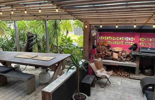 Bowentown House | Electric Waihi Beach House - family & dog friendly, close to beach, pool table, outdoor fire room, skate ramp