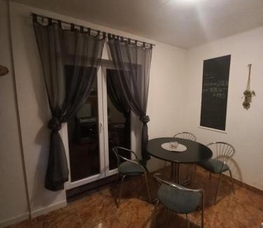 Kaposvar Apartment | Elefántos Apartman