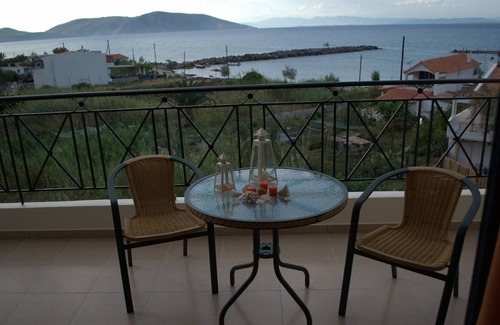 Agios Georgios Apartment | Eleftheria's Studio